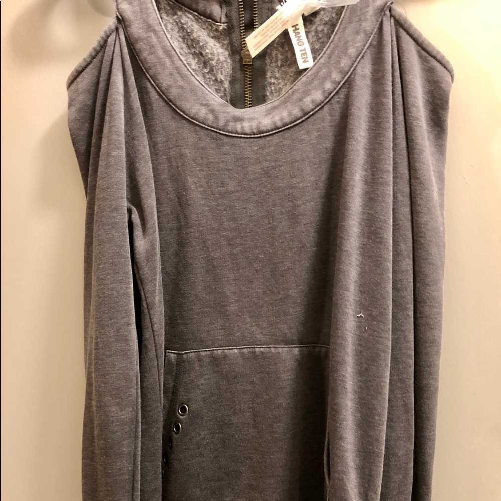 Grey top with cut out shoulders